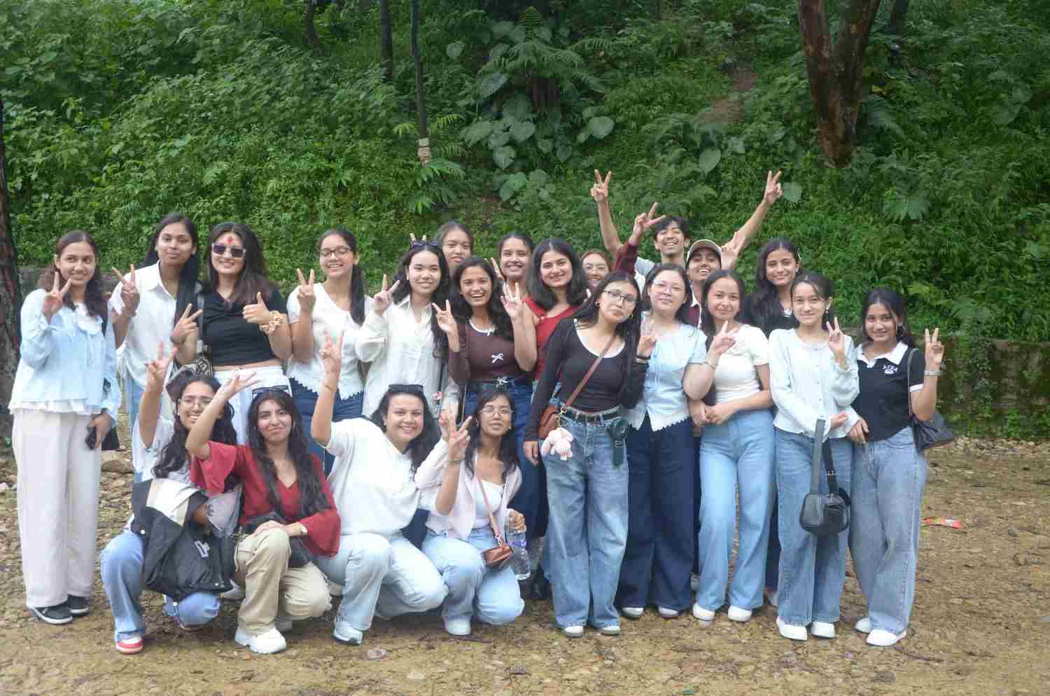 Gurukul CA students posing for a group photo at the picnic